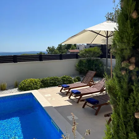 Villa Wave