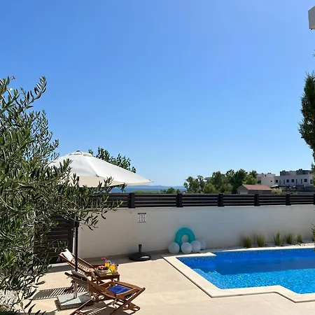 Villa Wave *